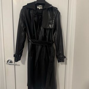 Apparis Sleek Black Trench Coat